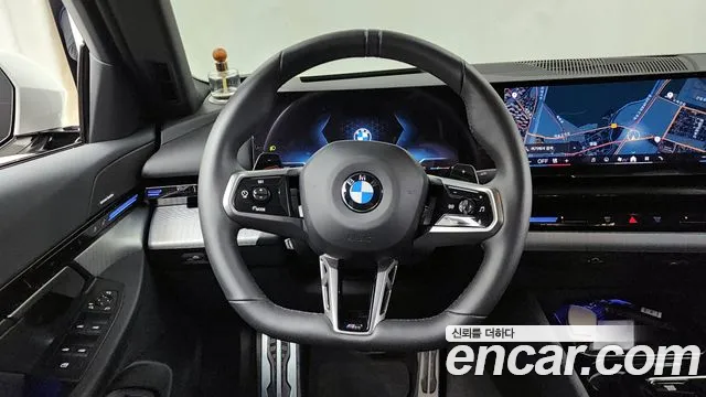 BMW 5-Series — Фото автомобиля 13