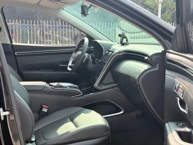Hyundai Tucson — Фото автомобиля 12
