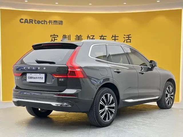Volvo XC60 — Фото автомобиля 5
