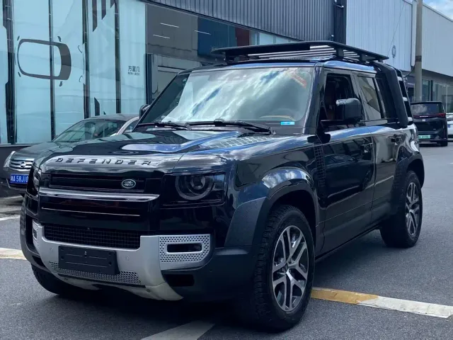 Land Rover Defender — Фото автомобиля 3