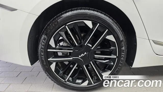 Kia K8 K8 (New) Hybrid — Фото автомобиля 4