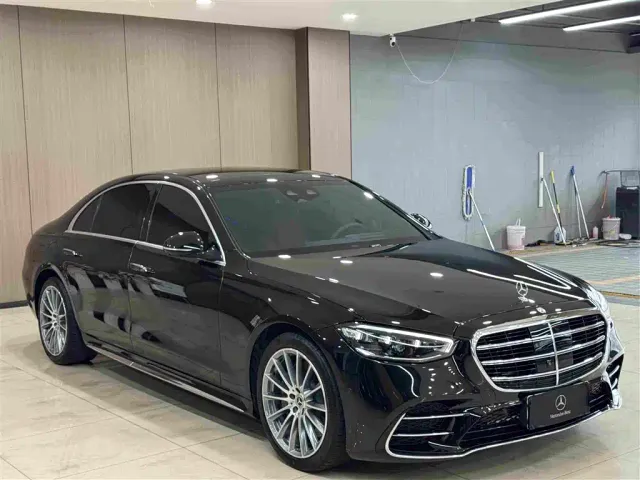 Mercedes-Benz S-Class — Фото автомобиля 3