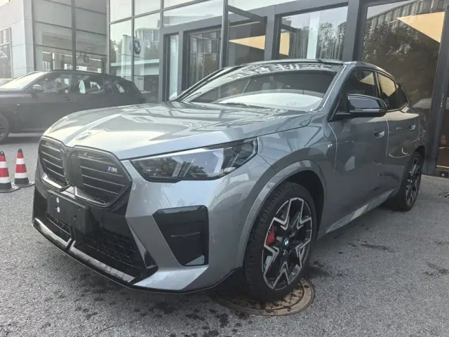 Фотография автомобиля — BMW X2 M35i