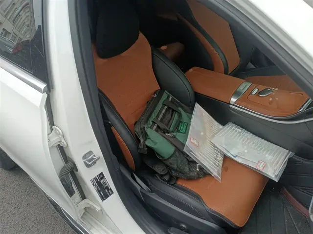 Mercedes-Benz C-Class — Фото автомобиля 19