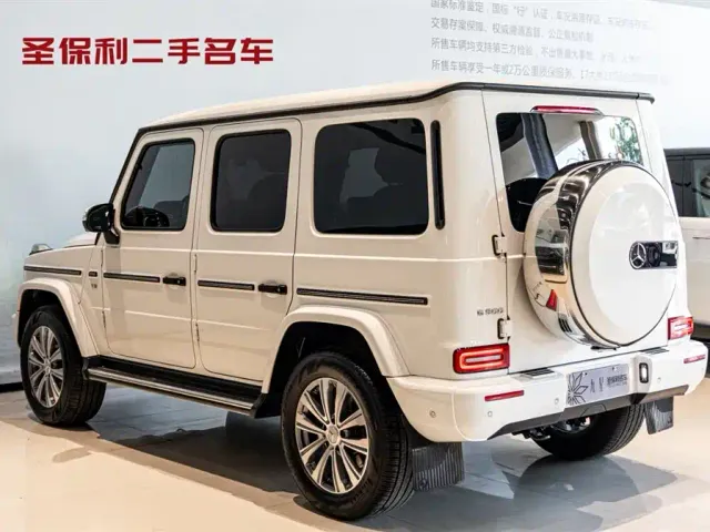 Mercedes-Benz G-Class — Фото автомобиля 3