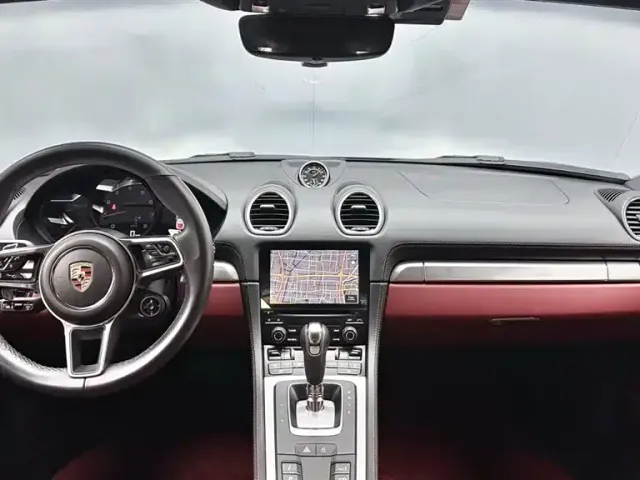 Porsche 718 — Фото автомобиля 10