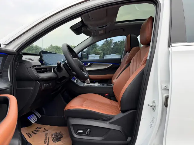 Chery Tiggo 8 PLUS — Фото автомобиля 9