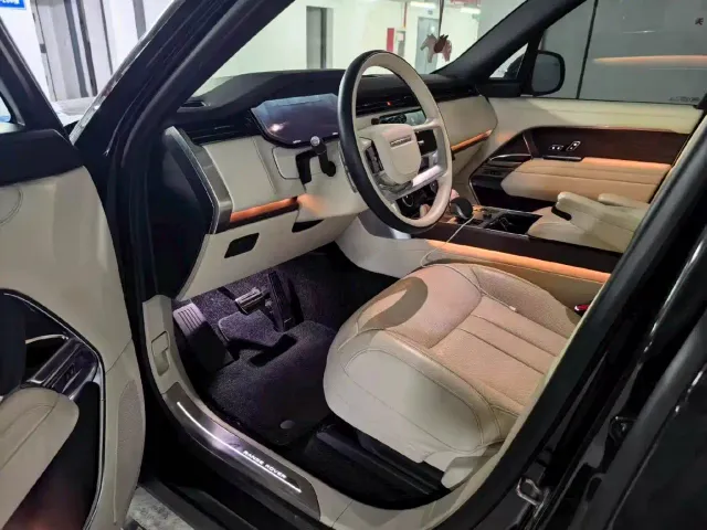Land Rover Range Rover — Фото автомобиля 2