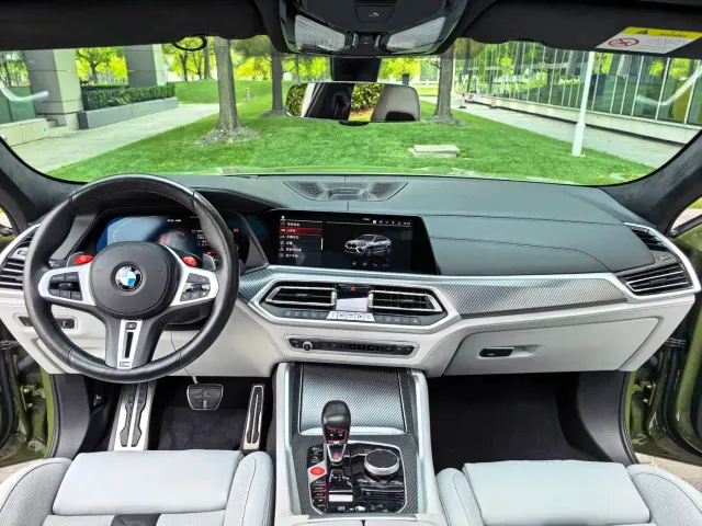 BMW X6 M — Фото автомобиля 24