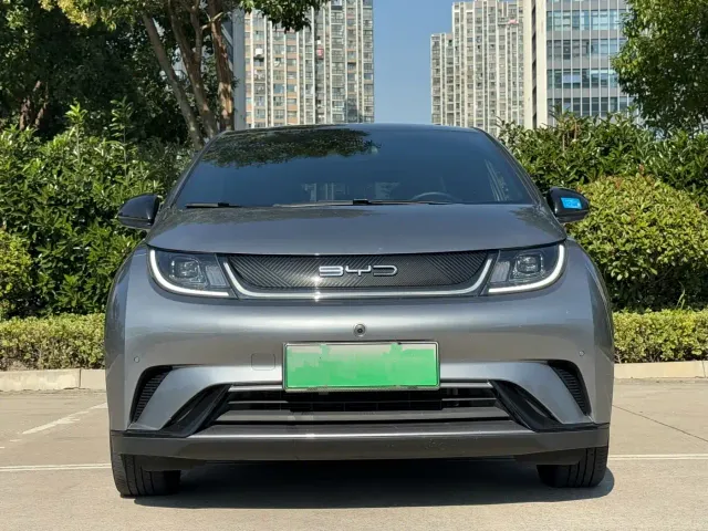 Фотография автомобиля — BYD Dolphin