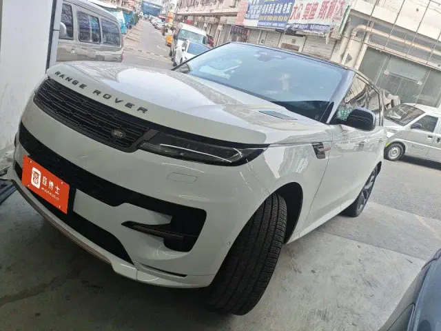 Фотография автомобиля — Land Rover Range Rover Sport