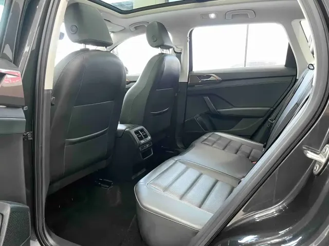 Volkswagen Tharu — Фото автомобиля 9