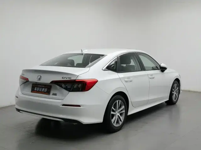 Honda Civic — Фото автомобиля 2
