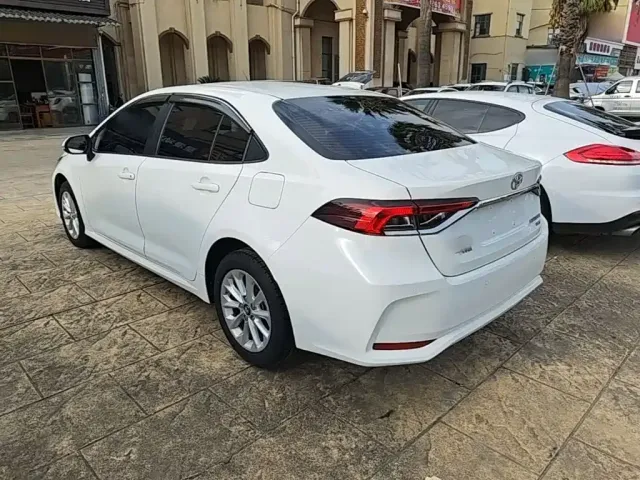 Toyota Corolla — Фото автомобиля 4