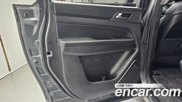 KG_Mobility_Ssangyong Rexton Новый Rexton Sport Дизель 2.2 4WD — Фото автомобиля 25