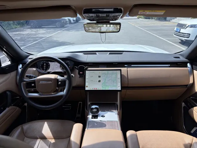 Land Rover Range Rover — Фото автомобиля 12