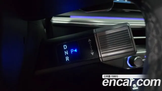 Hyundai Grandeur GN7 — Фото автомобиля 12