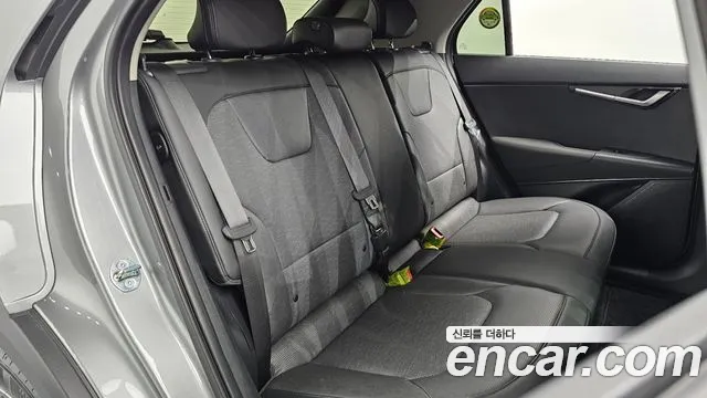 Kia Niro New — Фото автомобиля 12