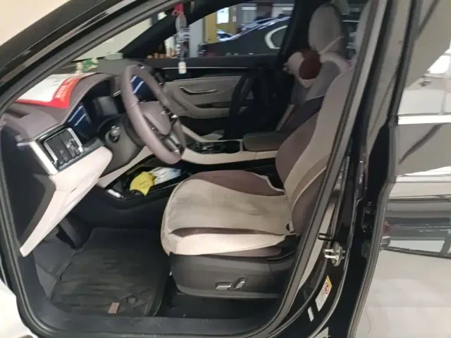 BYD Song PLUS — Фото автомобиля 14