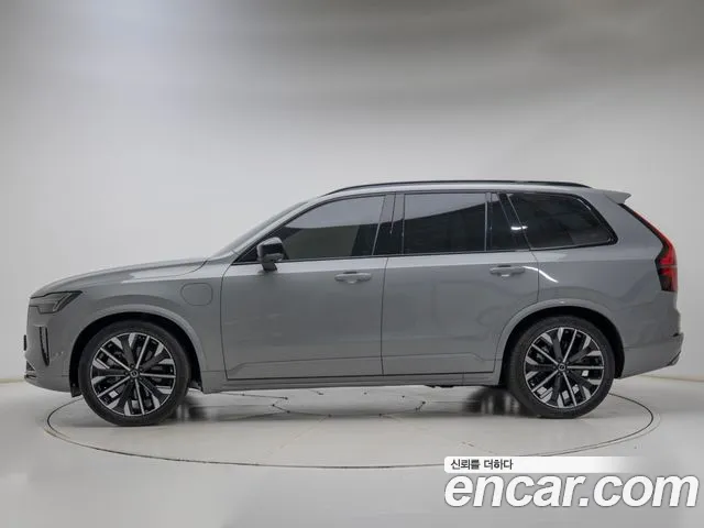 Volvo XC90 2nd Gen — Фото автомобиля 3
