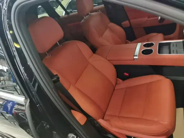 Li Auto L7 — Фото автомобиля 24