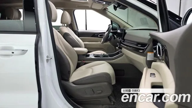 Kia Carnival 4th Gen — Фото автомобиля 16
