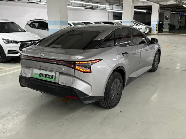 Toyota bZ3 — Фото автомобиля 6