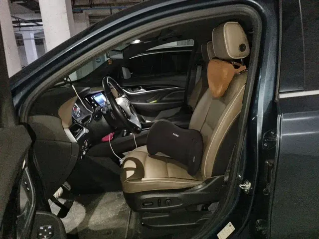 Buick Enclave — Фото автомобиля 11