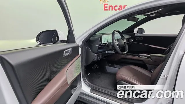 Hyundai Ioniq 6 — Фото автомобиля 15