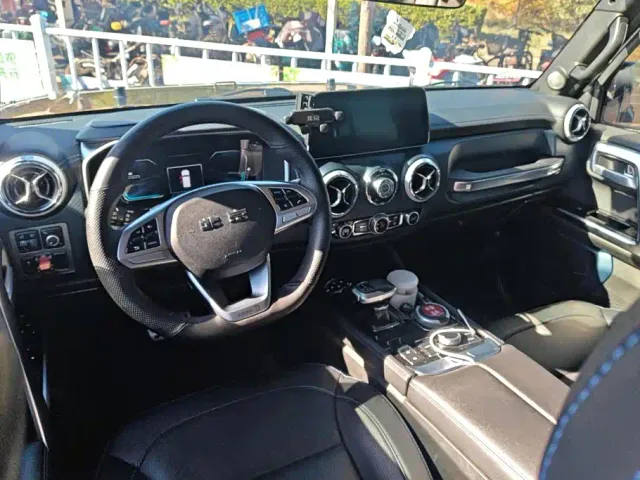 BAIC BJ40 — Фото автомобиля 11