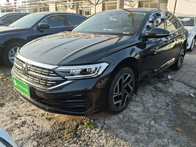 Фотография автомобиля — Volkswagen Sagitar