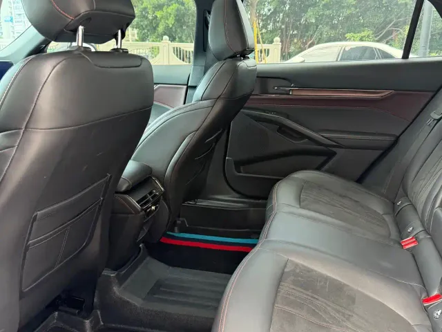 Ford Mondeo — Фото автомобиля 7