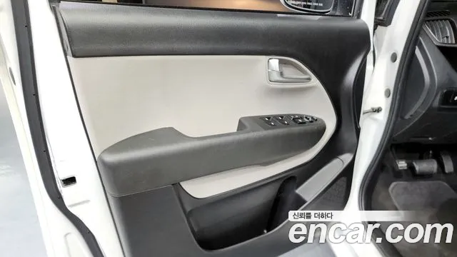 Kia RAY Новый Kia Ray Фургон — Фото автомобиля 24
