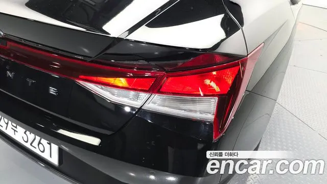 Hyundai AVANTE — Фото автомобиля 22