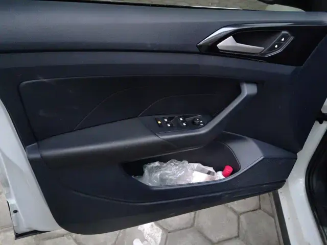 Volkswagen Tharu — Фото автомобиля 7