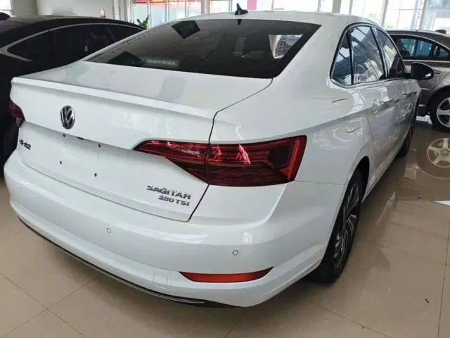 Volkswagen Sagitar — Фото автомобиля 4