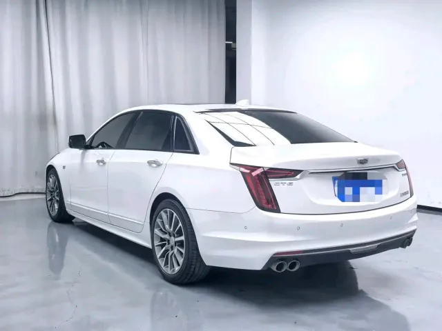 Cadillac CT6 — Фото автомобиля 12