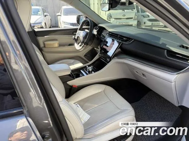 Jeep Cherokee WL — Фото автомобиля 6