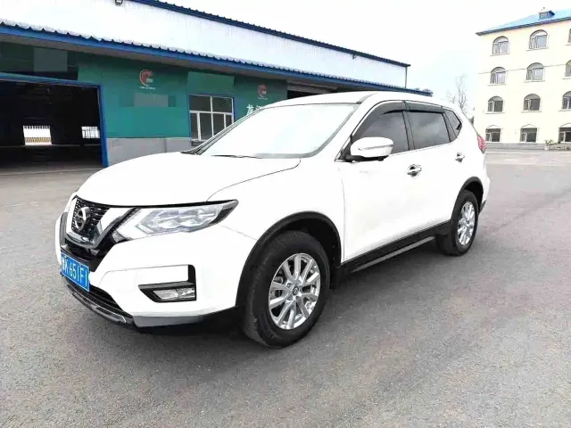 Фотография автомобиля — Nissan X-Trail