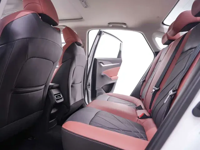 Changan Eado — Фото автомобиля 22