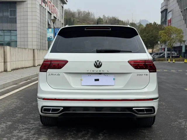 Volkswagen Tiguan L — Фото автомобиля 5