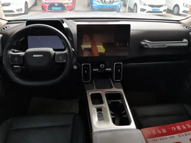 Haval Big Dog — Фото автомобиля 12