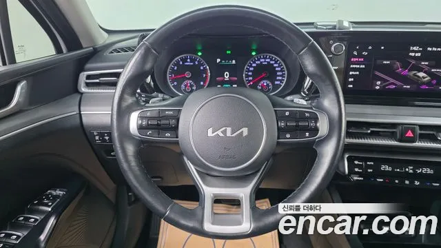 Kia K5 Generation 3 — Фото автомобиля 20