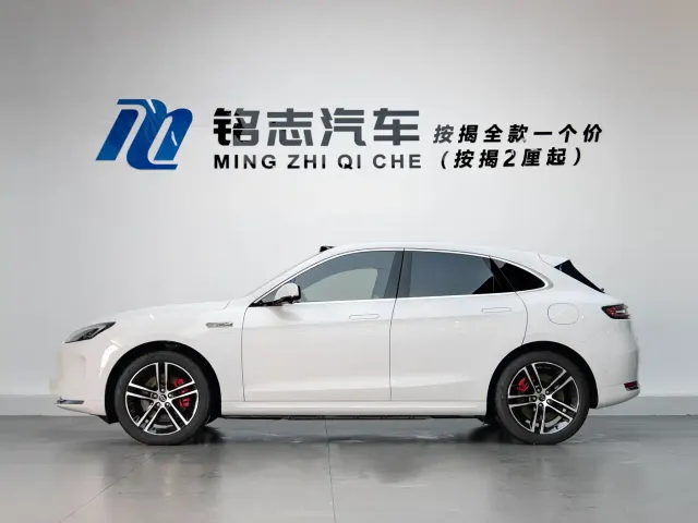 Aito M5 — Фото автомобиля 9