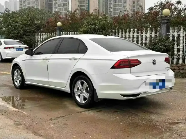 Volkswagen Lamando — Фото автомобиля 9