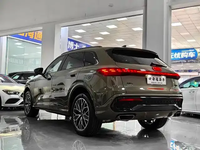 Audi Q5L — Фото автомобиля 4
