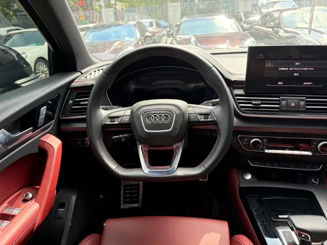 Audi Q5L — Фото автомобиля 21