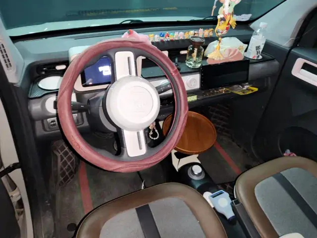 Wuling Hongguang Mini EV — Фото автомобиля 12