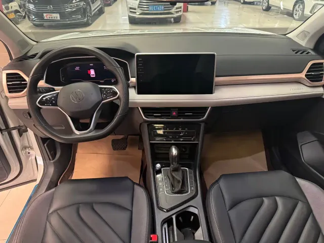 Volkswagen Tharu — Фото автомобиля 6