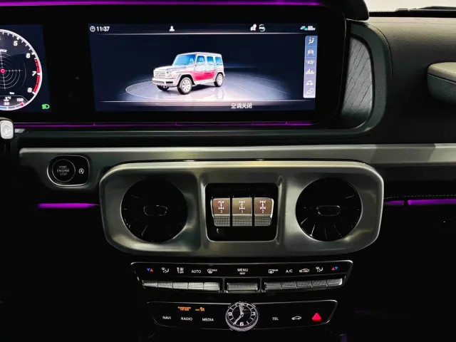 Mercedes-Benz G-Class — Фото автомобиля 22